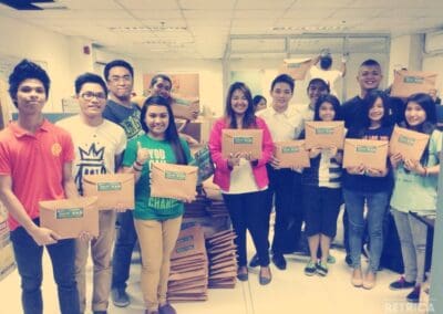 Group photo of university students volunteers.
