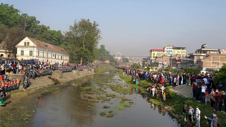 Global Peace Foundation Nepal Volunteers cleaning Bagmati River.