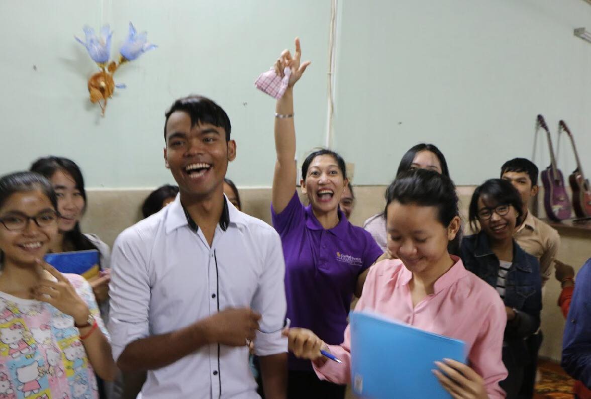 Global Peace Foundation | Cambodian Global Peace Volunteers Teach for Peace