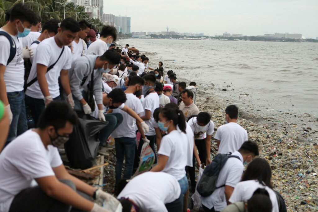 Manila Bay Coastal Cleanup