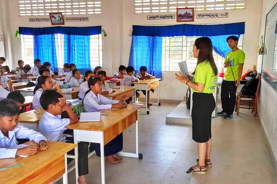 Volunteers teach in GPV classrooms in Cambodia