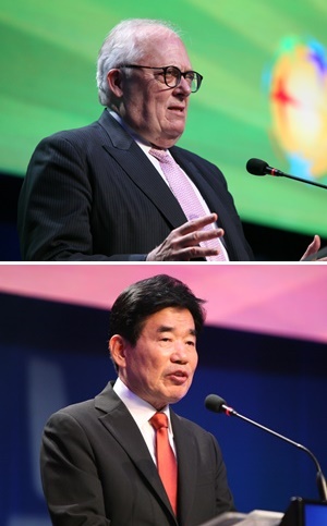 (top-bottom) Korean National Assembly representative Jin-Pyo Kim, Dr. Edwin Feulner, Founder, Chairman of the Heritage Foundation