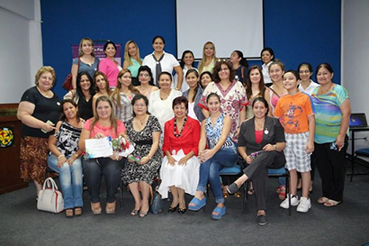 Group photo of Global Peace Foundation Women Paraguay forum on Public Policy