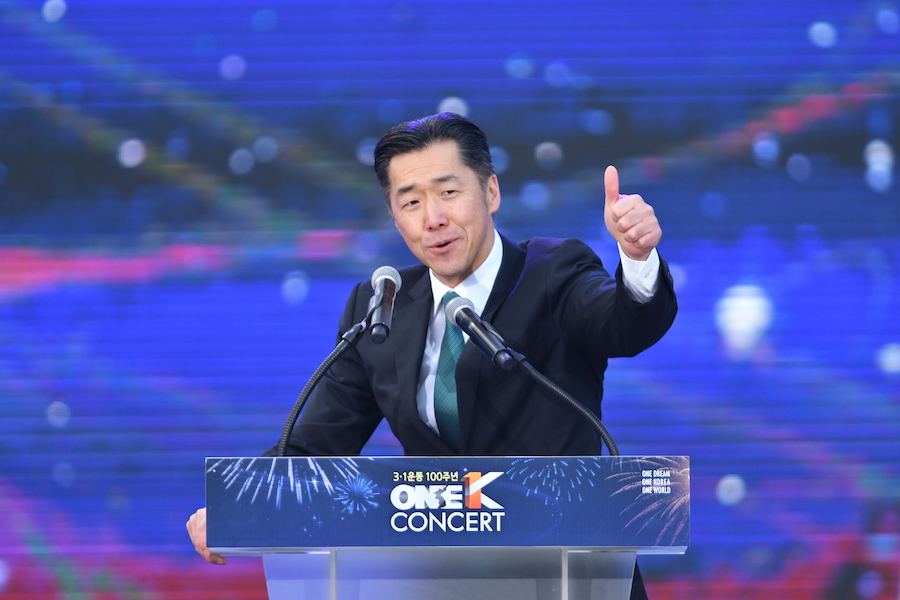 Hyun Jin Preston Moon casts a vision for the future of Korea and the world