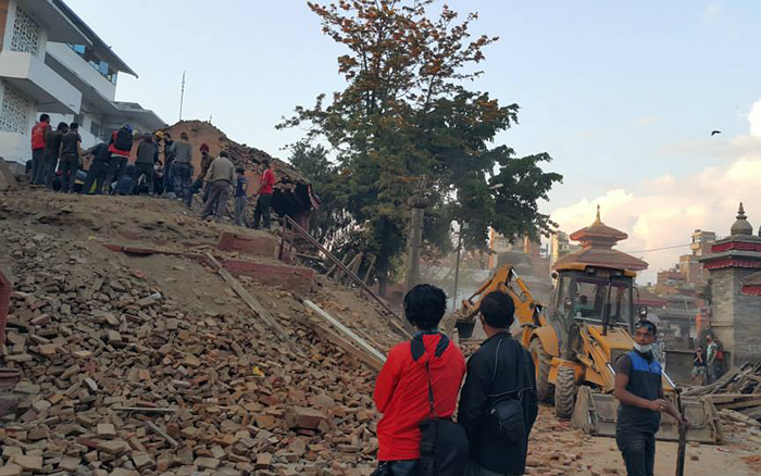 #NepalQuake destruction and rebuilding