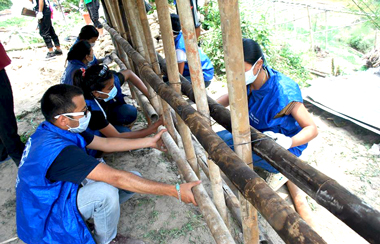 Global Peace Foundation | #RiseNepal Team Builds Transitional Shelters for Families in Kavresthali, Nepal
