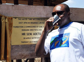 Mr. Seni Adetu, chief guest at a World Water Day in Nairobi. 