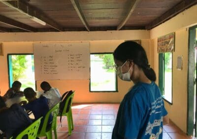 Cambodia Volunteers teach English