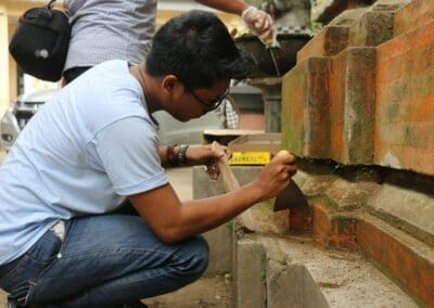 Peace!_Project_Hindu_Temple_Cleaup2