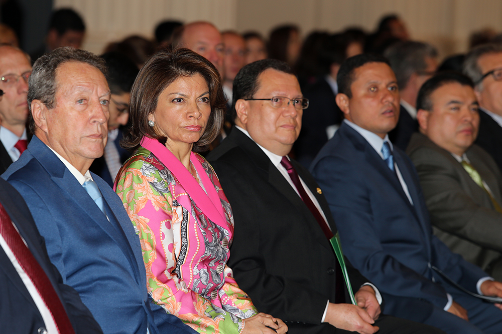 (left to right) Vinicio Cerezo of Guatemala, Laura Chinchilla of Costa Rica and Carlos Morales, foreign minister of Guatemala (furthest right) sitting in the audience