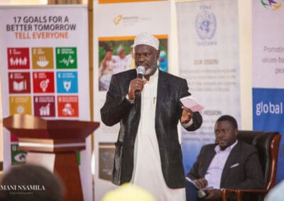 Sheikh Musa Kundecha, a leader of Interlerigious Council for Peace Tanzania, explaining the important role of religious leaders in peacebuilding