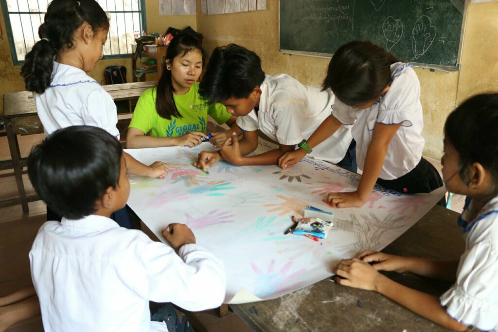 Students Create Picture Together