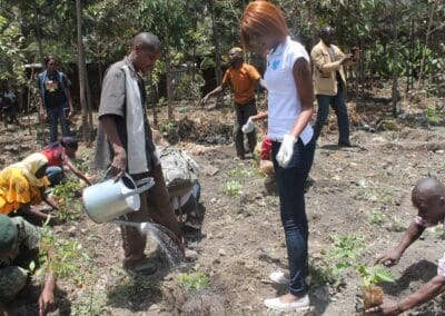 Kenyan Youth Do Environment Restoration on International Day of Peace