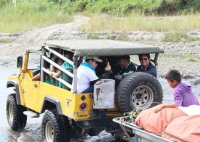 Travel to Sitio Flora