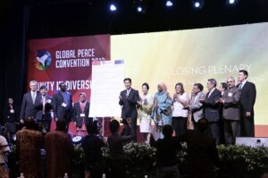 Signatories of Global Peace Convention 2013.
