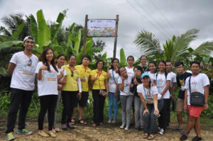 Global Peace Foundation volunteers help serve typhoon affected communities.