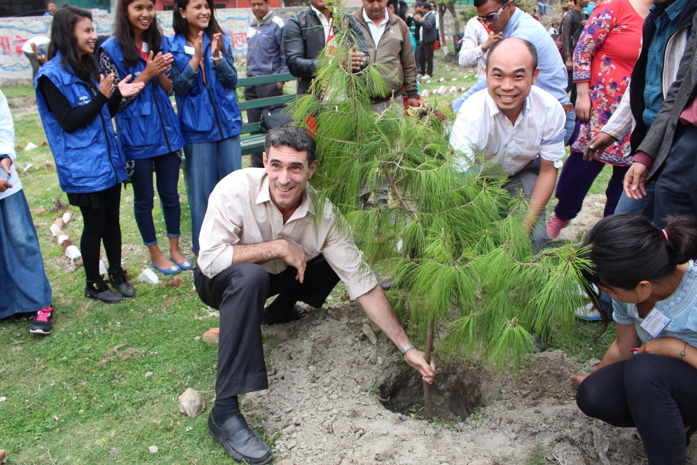 Marco Roncarati, plants a tree at Bagmati River