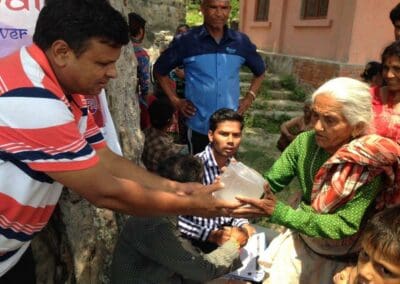 Global Peace Foundation distribute solar lamps to Bageshori District.