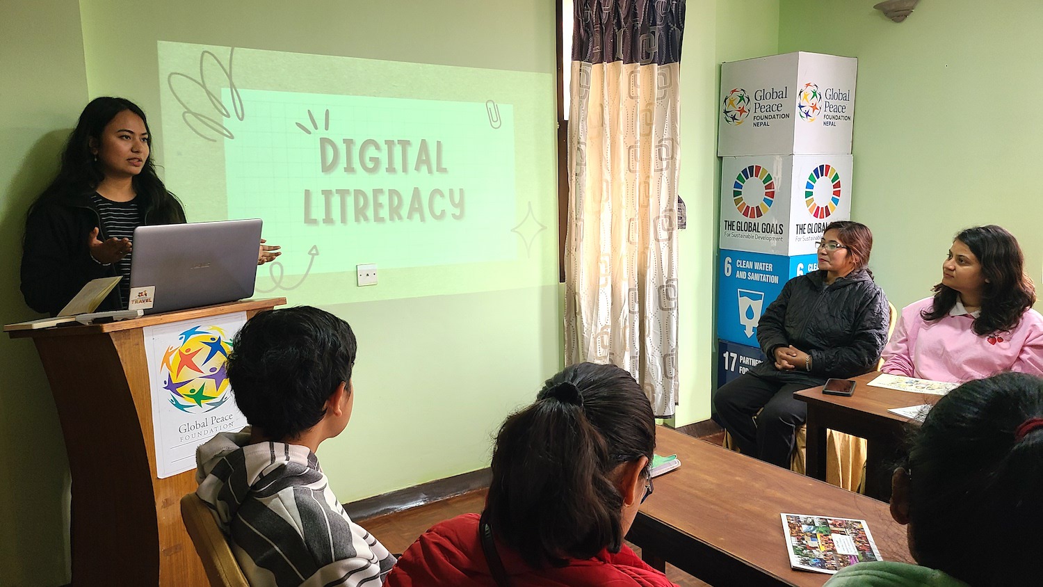 Raksha Adhikari presenting on the topic of "digital literacy" for fellow Global Peacebuilders.